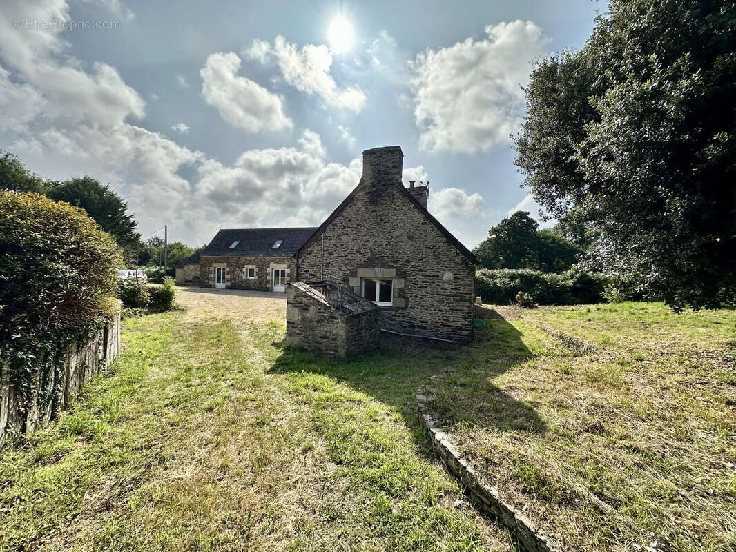 Maison à PLESTIN-LES-GREVES