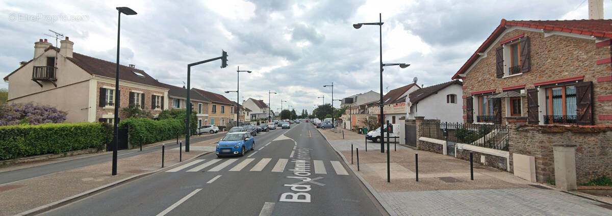 Parking à ORMOY