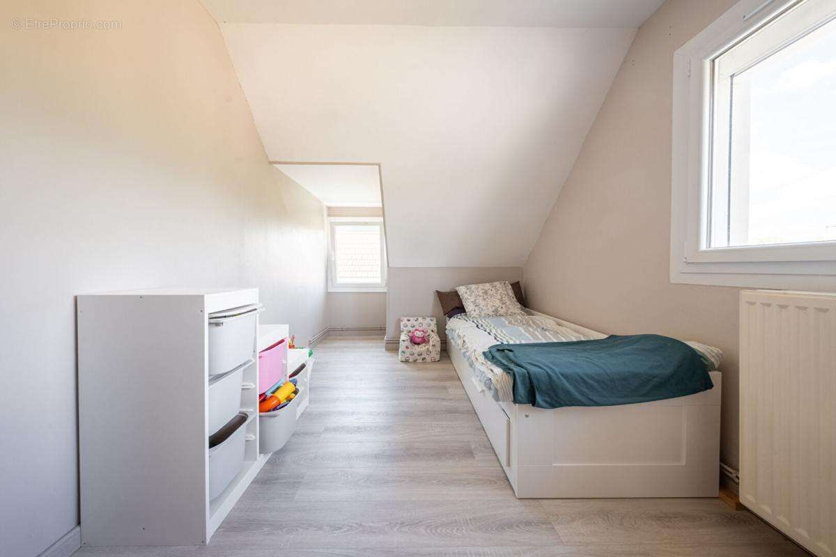 Quetigny - maison t10 - photo 13