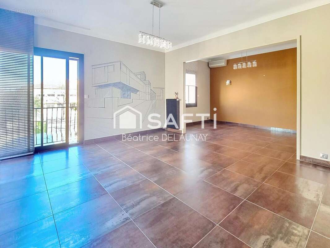 Photo 2 - Maison à MILHAUD