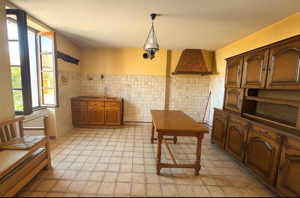 Maison à VERDUN-SUR-LE-DOUBS