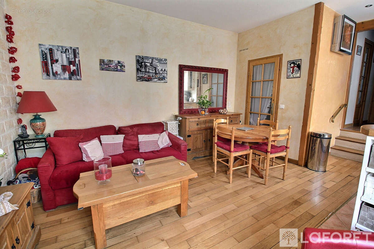 Appartement La Garenne Colombes 4 pièce(s) 67 m2 - photo 4