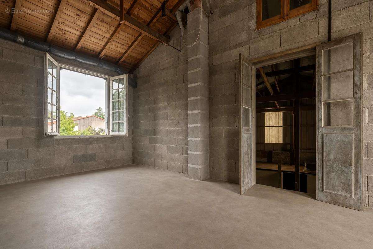 Maison 6 pièces avec grand garage - Louée - photo 14