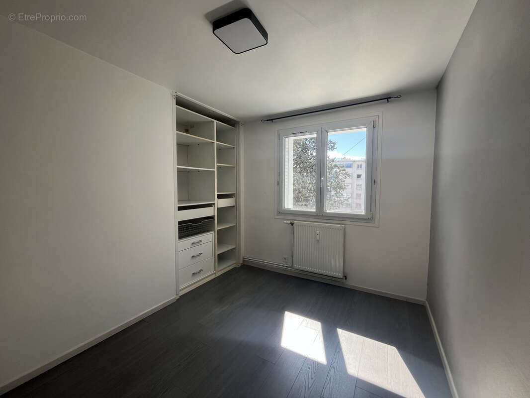 Appartement à SAINT-MARTIN-D&#039;HERES