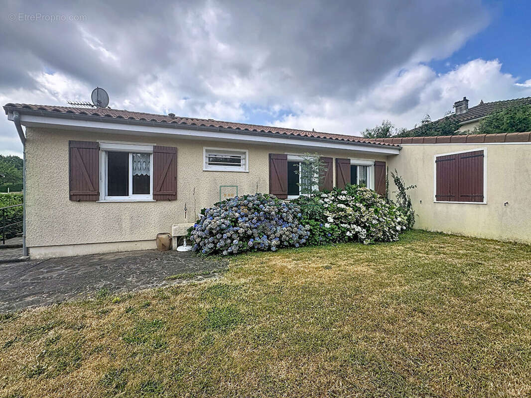 Maison Cussac 4 pièce(s) 80 m2 - photo 3