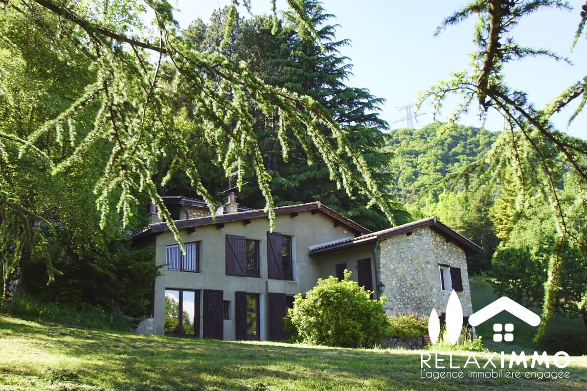 Maison à CLAIX