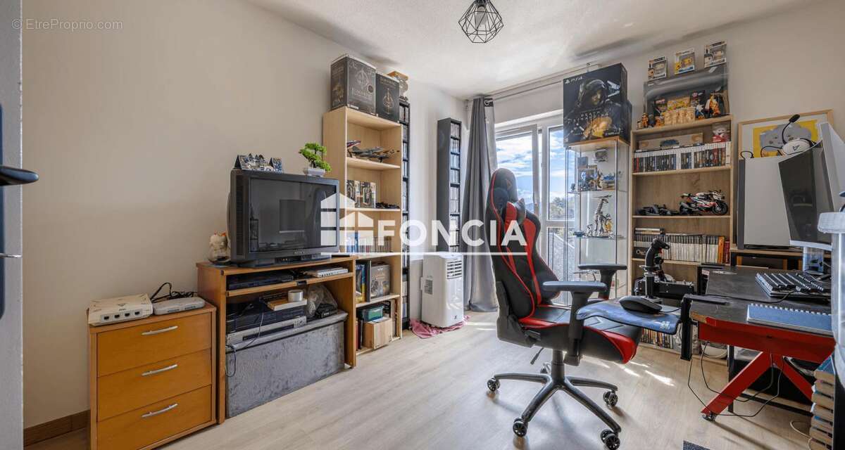 Exclusivite foncia : beau t4 de 85m² avec garage et cave - secteur résidentiel calme de la motte servolex - photo 10