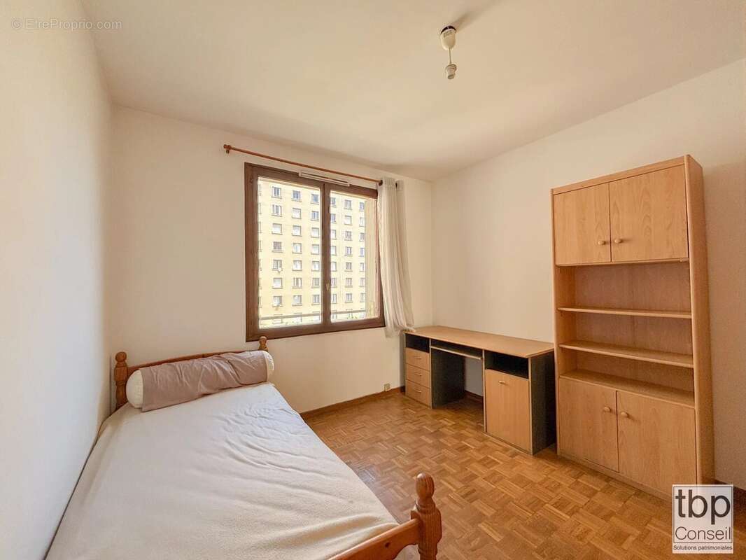 Appartement à MARSEILLE-3E