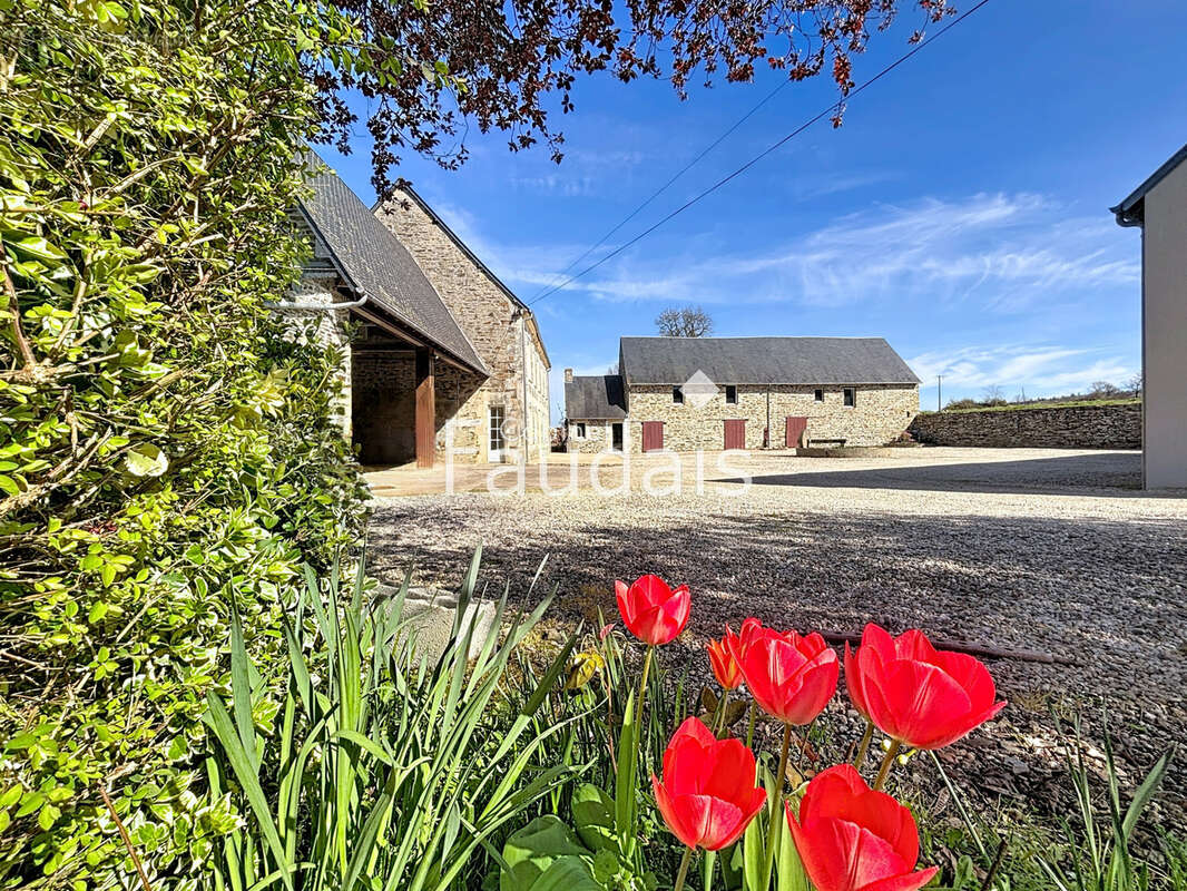 Maison à VILLERS-BOCAGE