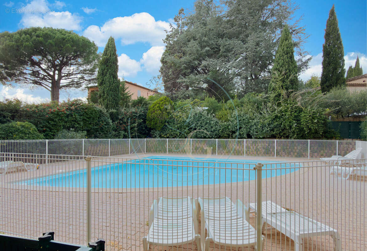 Appartement à GRIMAUD