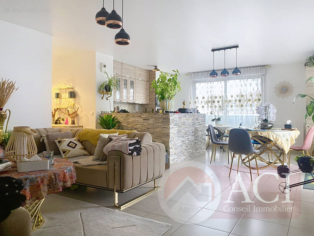 Appartement à EPINAY-SUR-SEINE