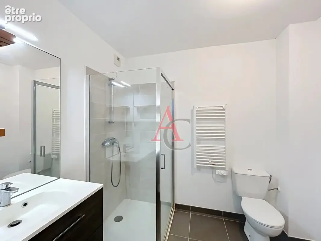 Antibes, 2 pièces 39 m², terrasse, parking sous-sol - photo 5