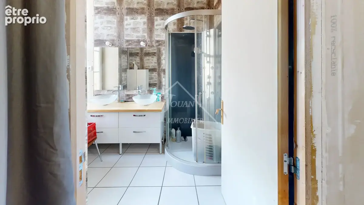 Maison de plus de 220 m² avec multiples possibilités de projet - photo 8