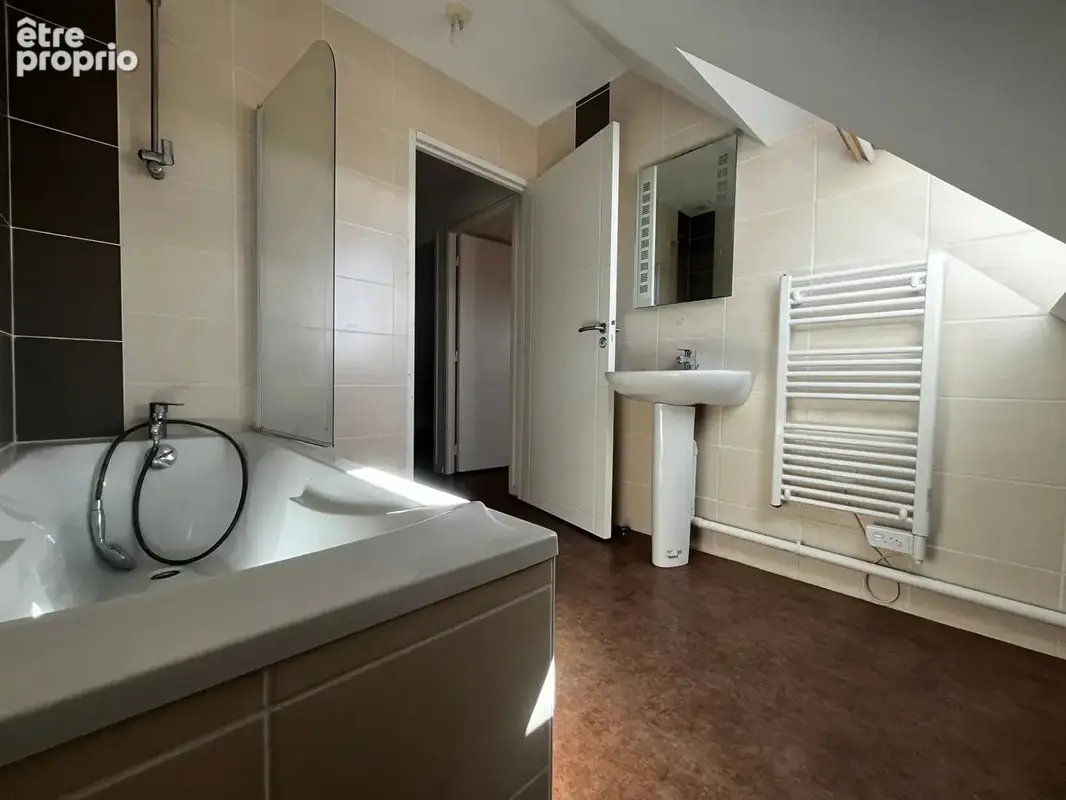 Appartement Lorient 4 pièce(s) 65.24 m2 - photo 4