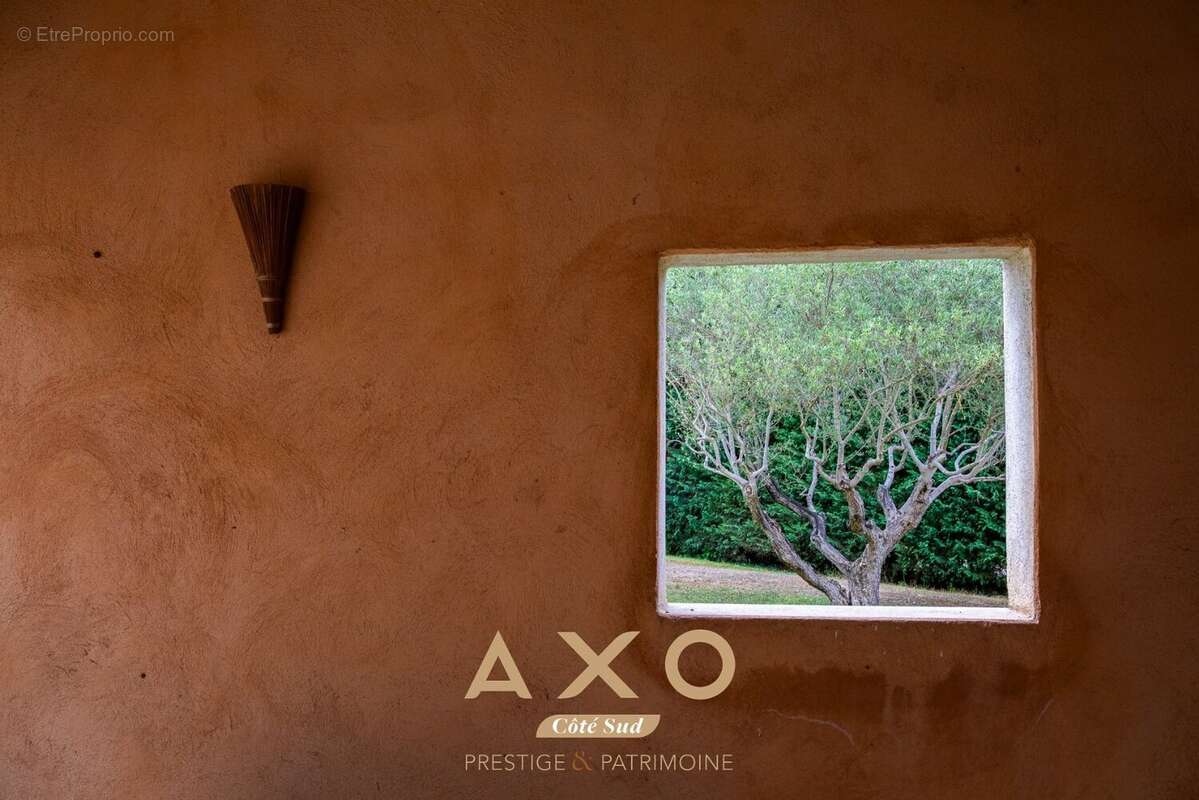 Maison à MEYRARGUES