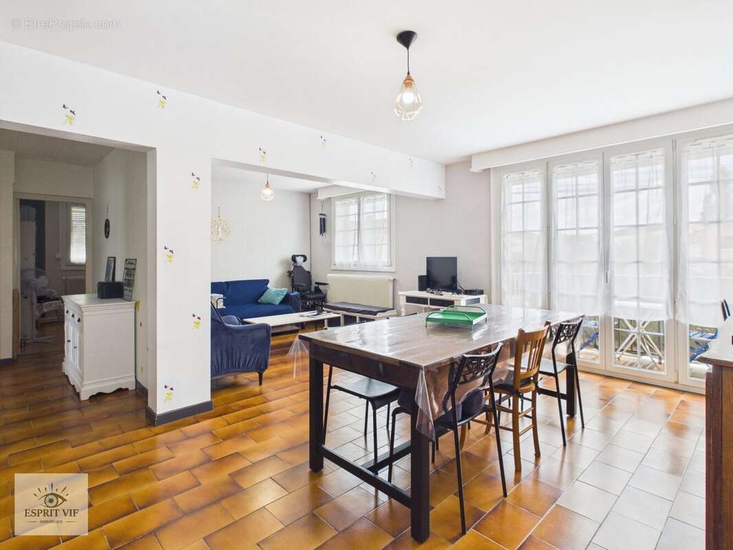 Maison 143 m² à Seichamps  - photo 8