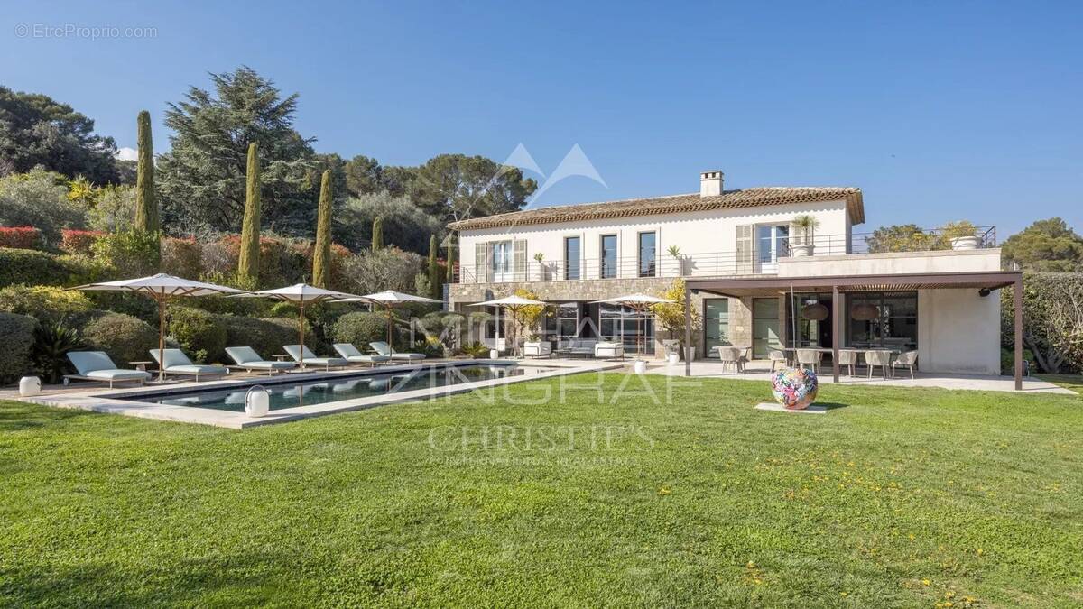 Maison à MOUGINS