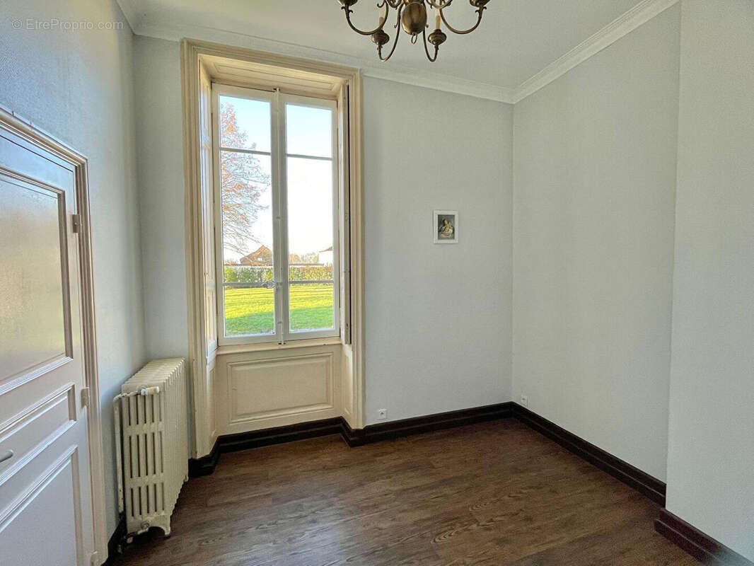 Appartement à LA TOUR-DU-PIN