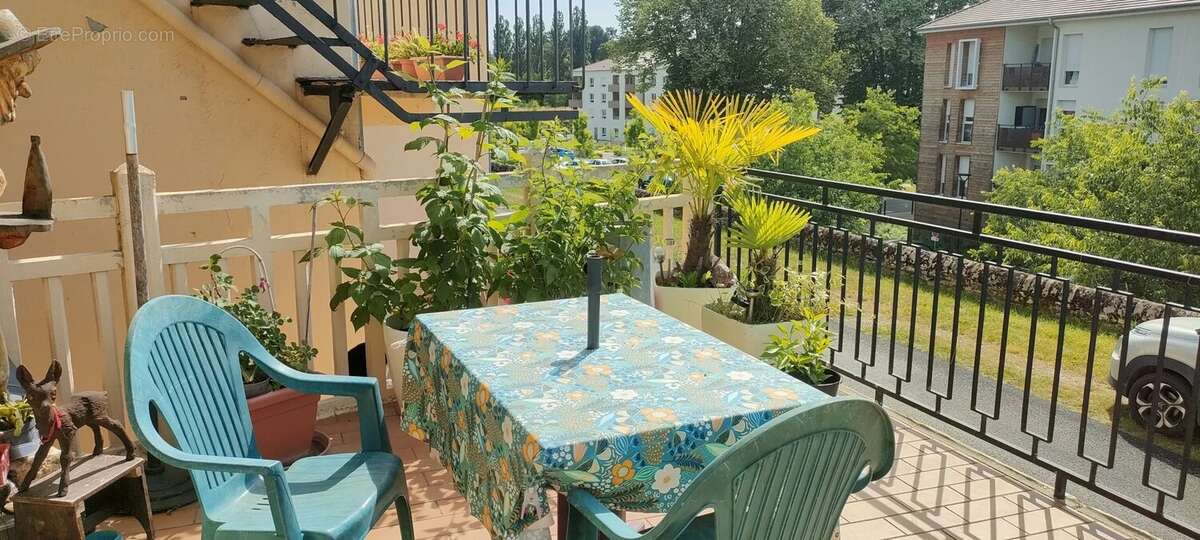 Maison à CHAROLLES