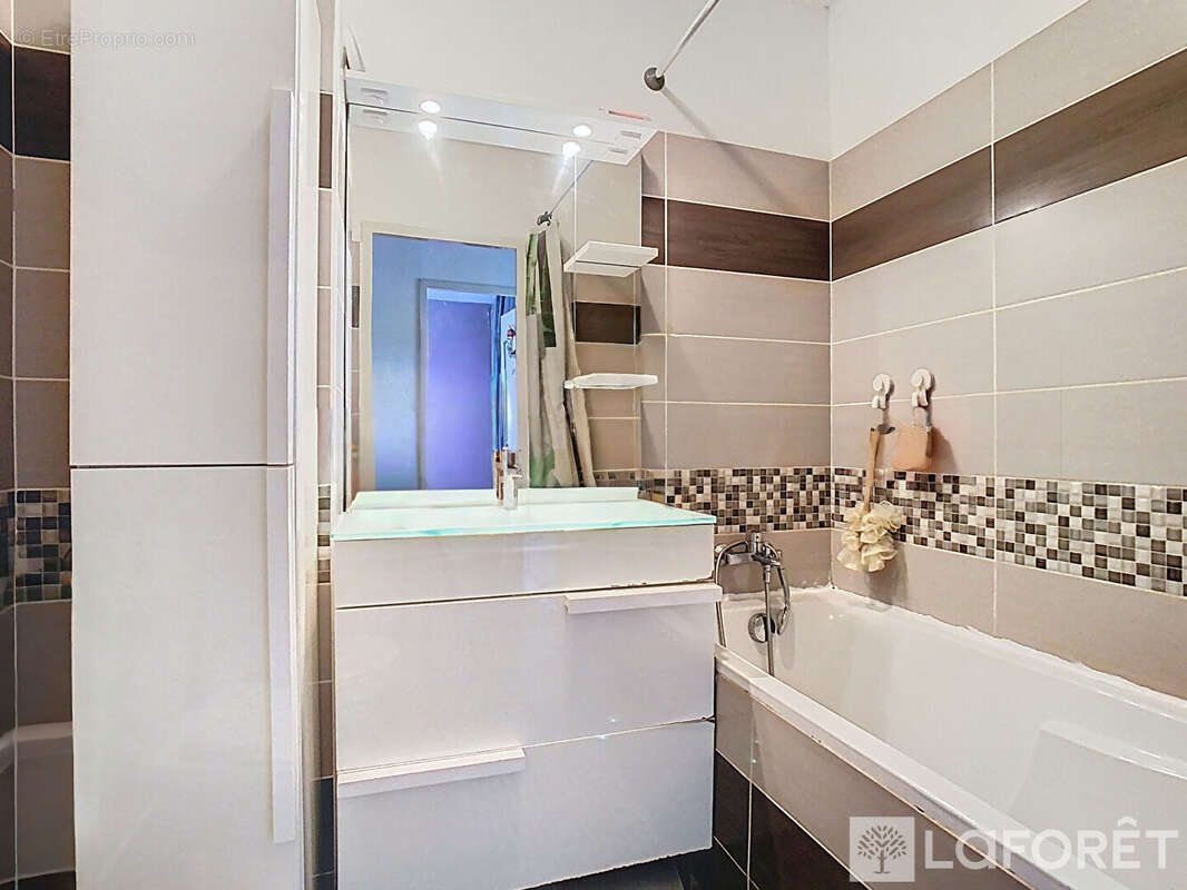 Appartement à VITROLLES