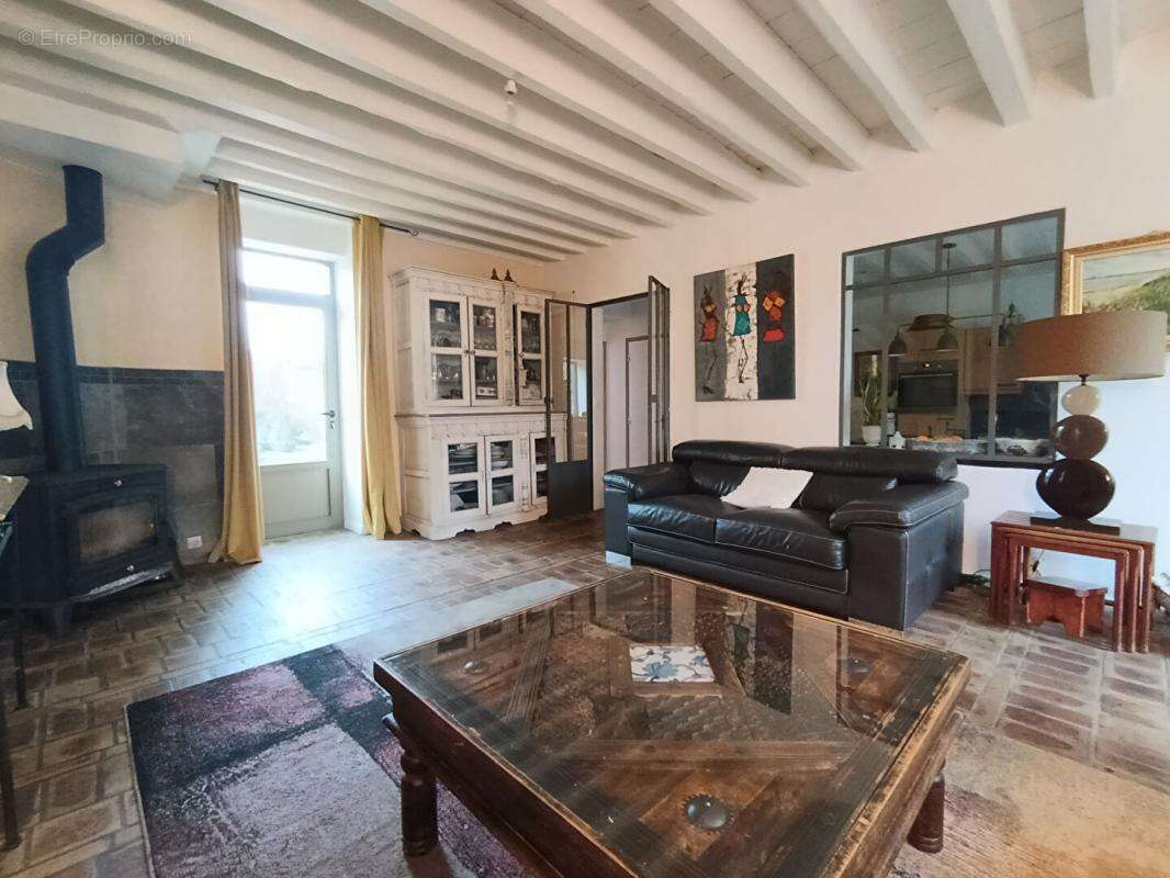 Maison à DAMMARIE-LES-LYS