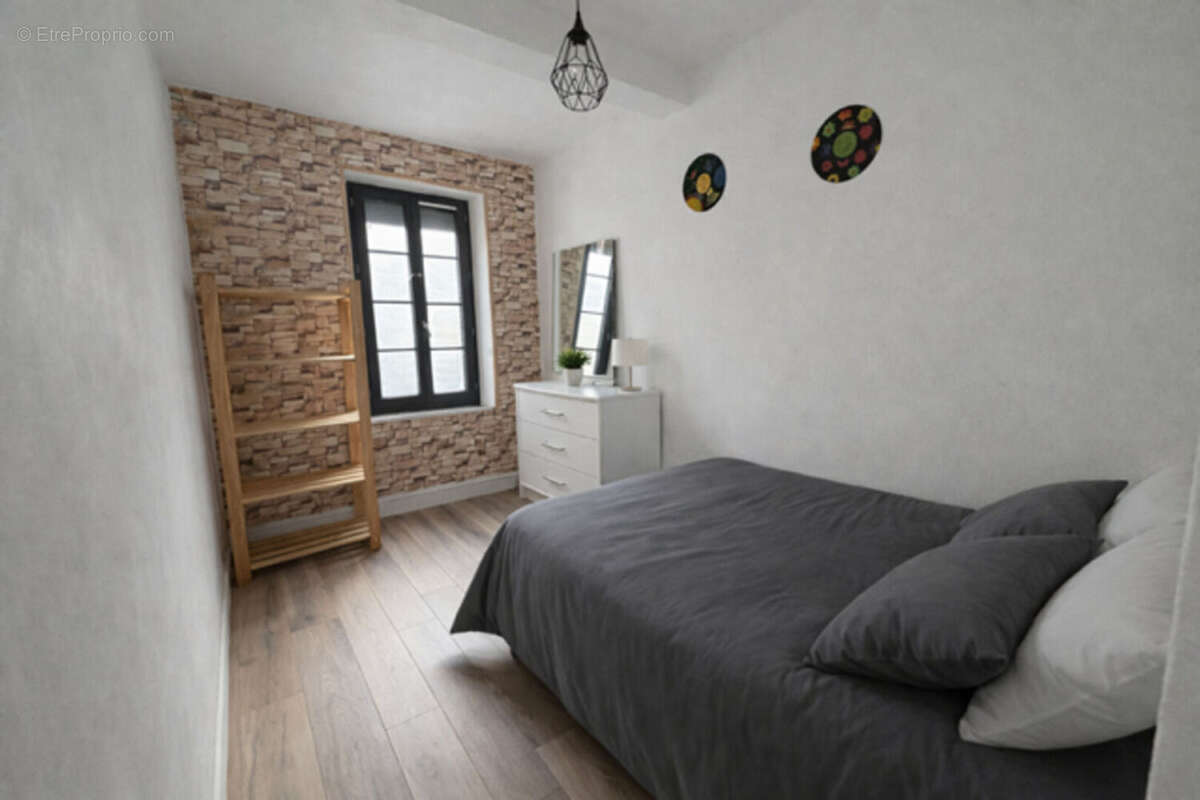 Maison à GINESTAS