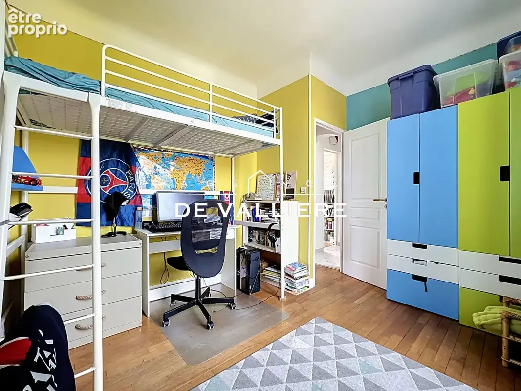 Rueil Malmaison - Côteaux - Maison 6 pièces 4 chambres - photo 11
