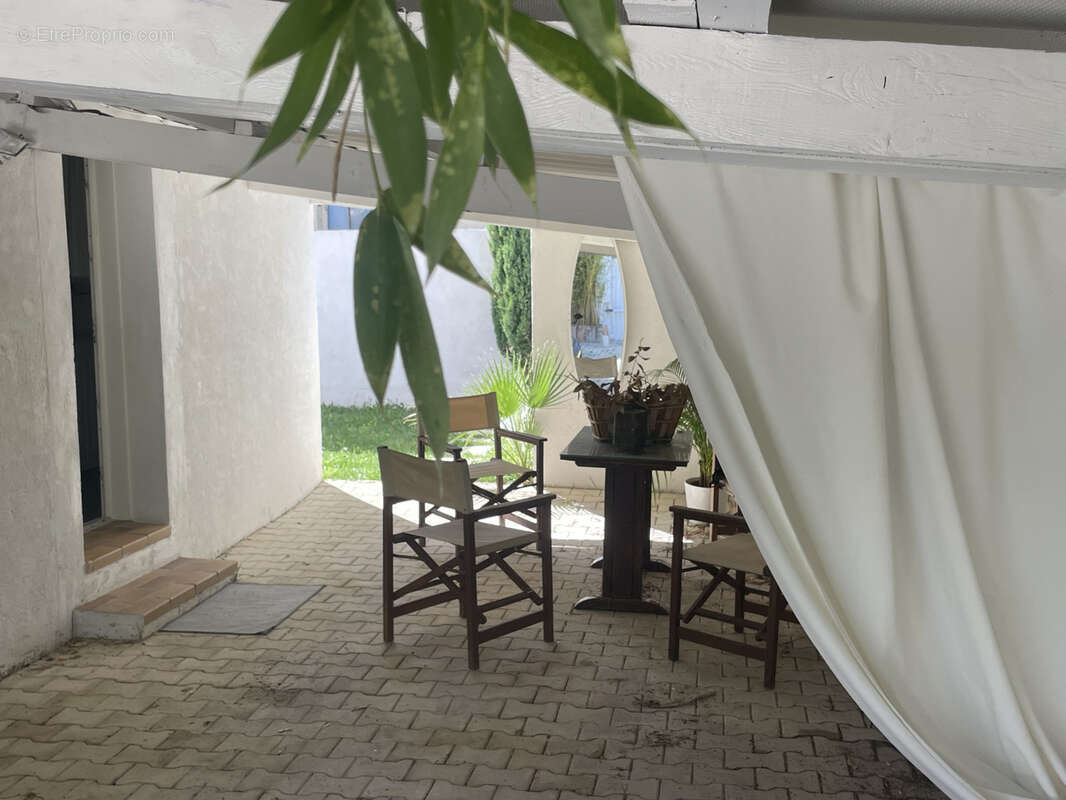 Nyons / proche centre ville / villa 4 pieces / jardin avec piscine - photo 15
