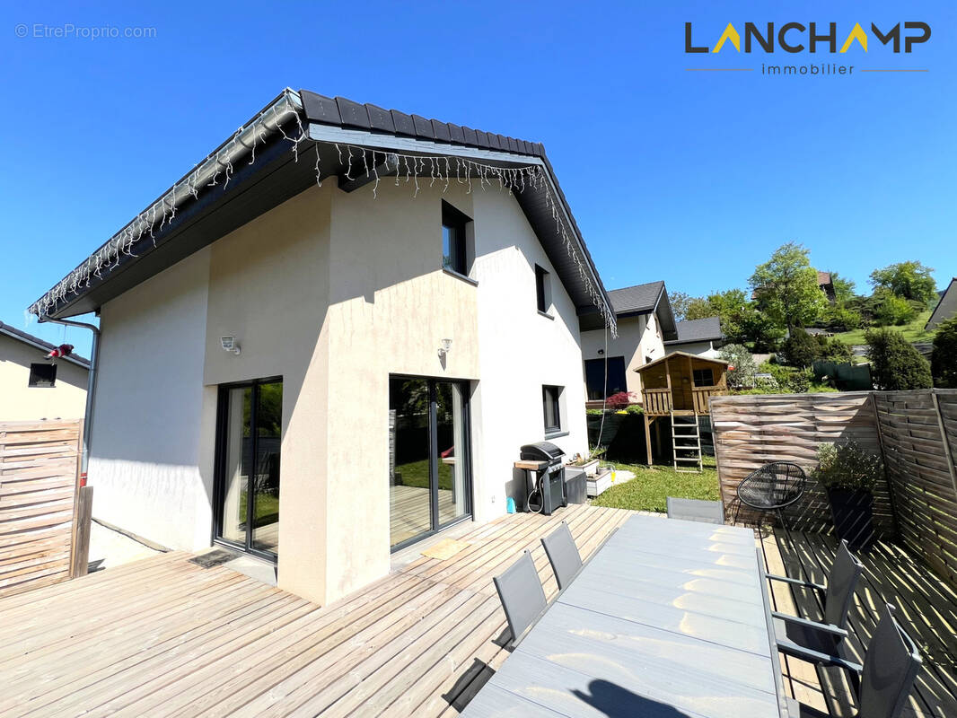 Maison à SEYSSEL
