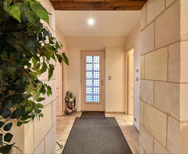Maison à vendre 5 pièces NEUILLY LE BRIGNON (37) - photo 2