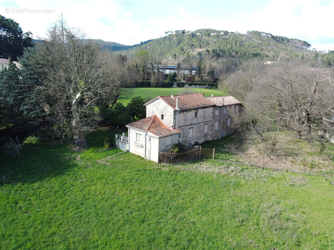 Maison à BESSEGES