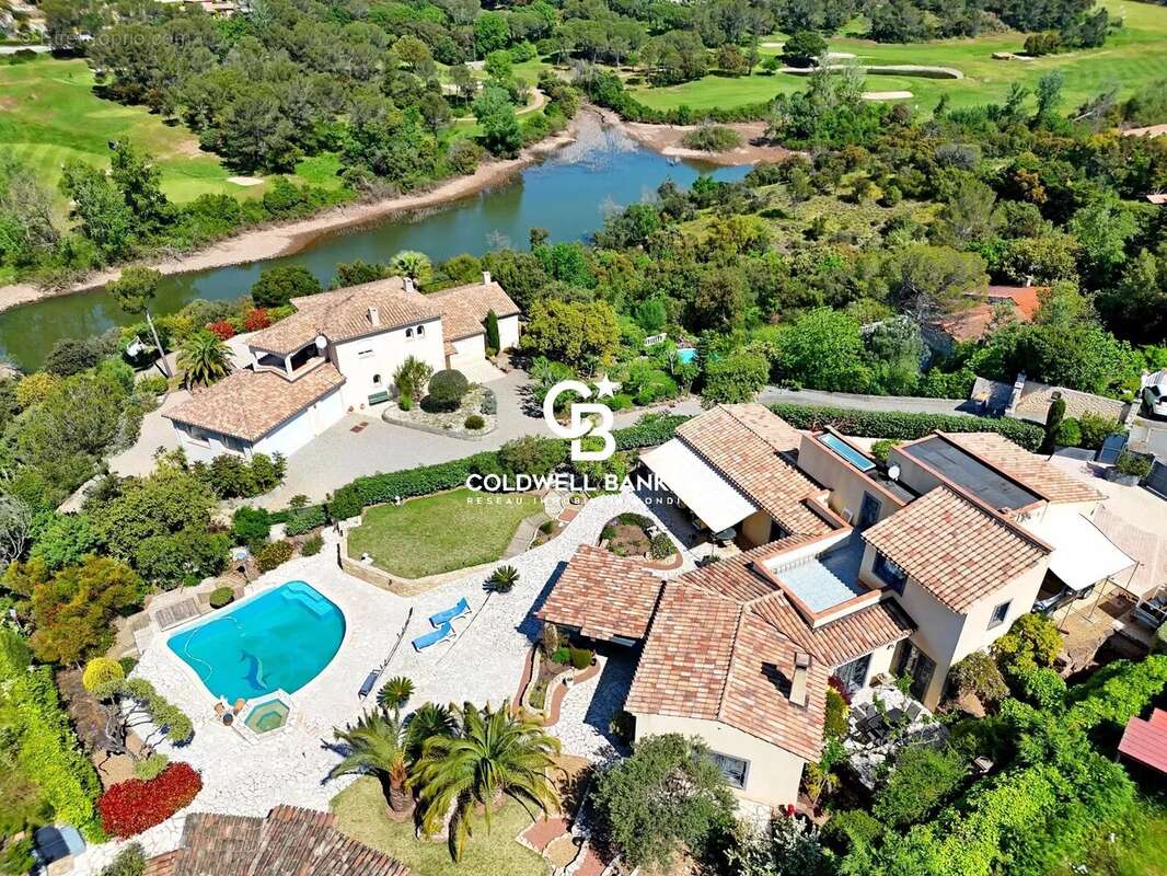 Maison à SAINT-RAPHAEL