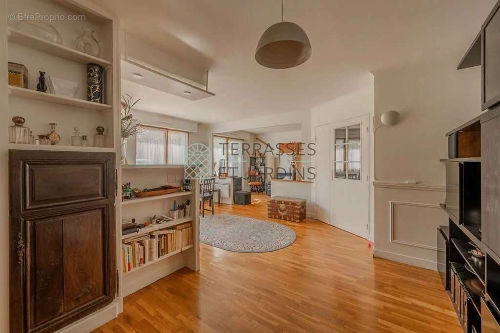 Appartement à ISSY-LES-MOULINEAUX