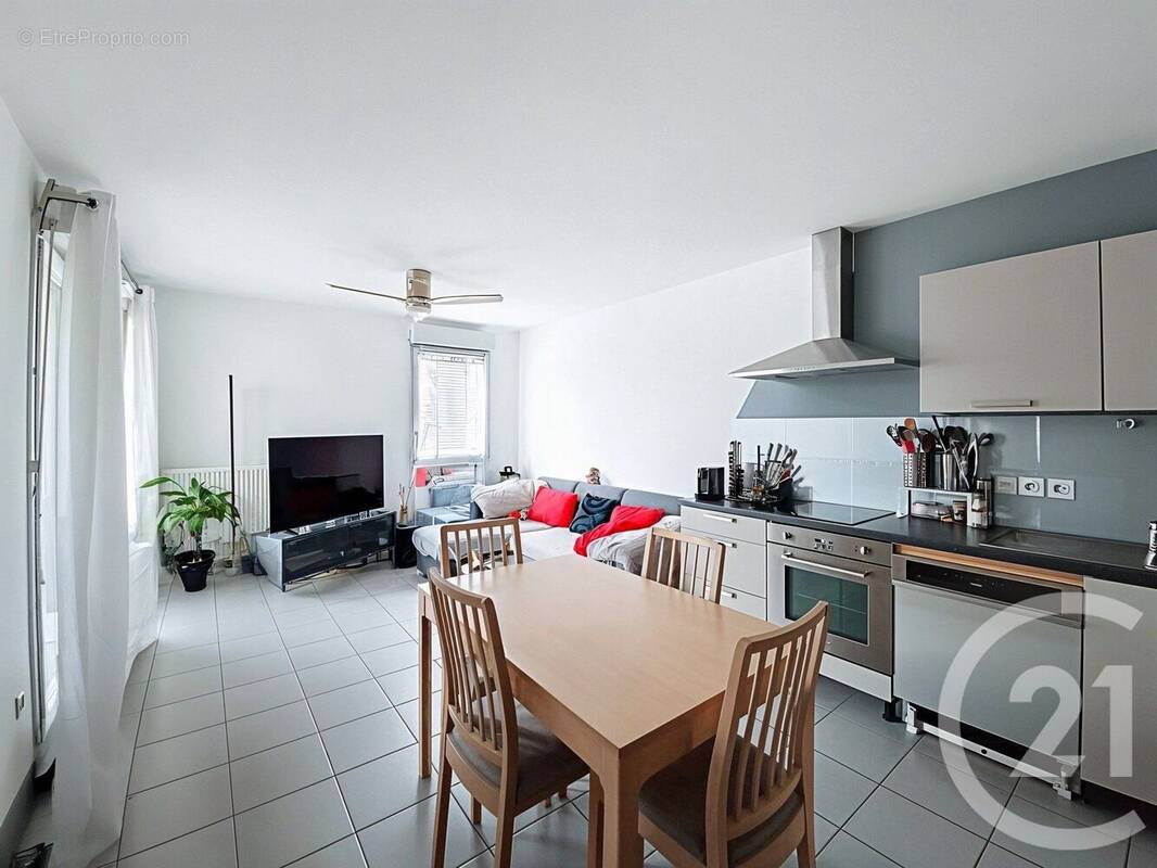 Appartement à SAINT-PRIEST