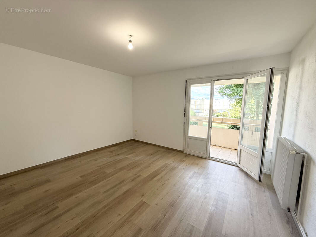 Appartement à LAGNIEU