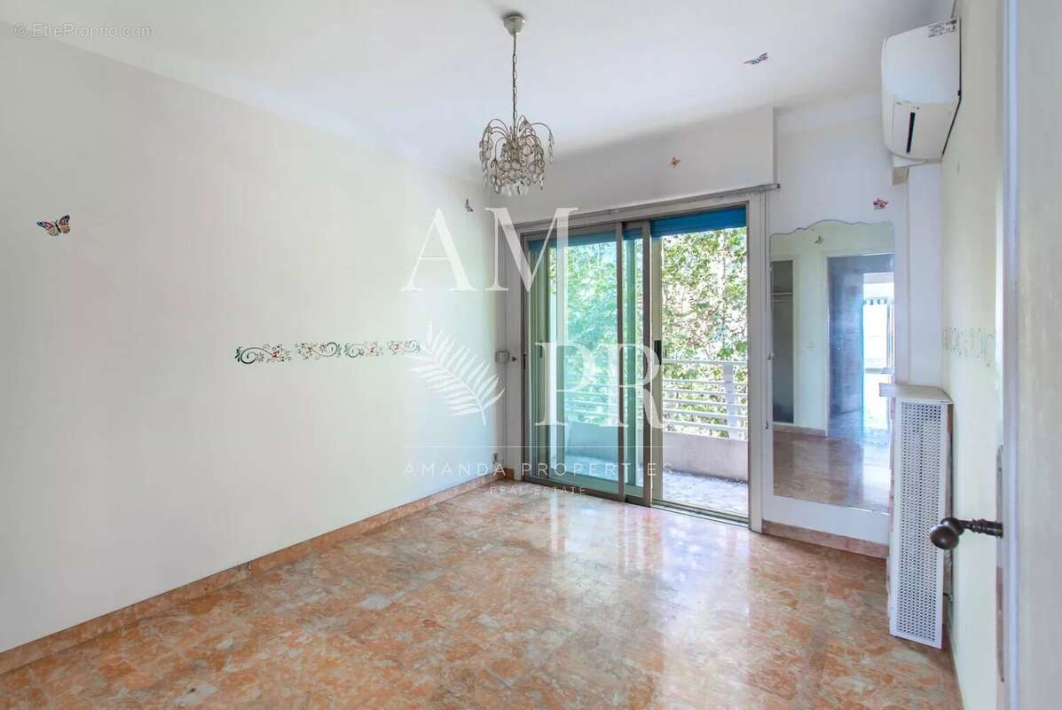 Appartement à MENTON