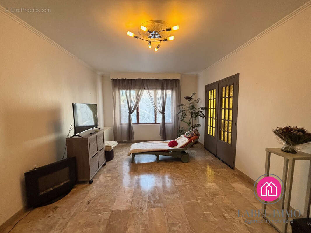 Maison à TRITH-SAINT-LEGER