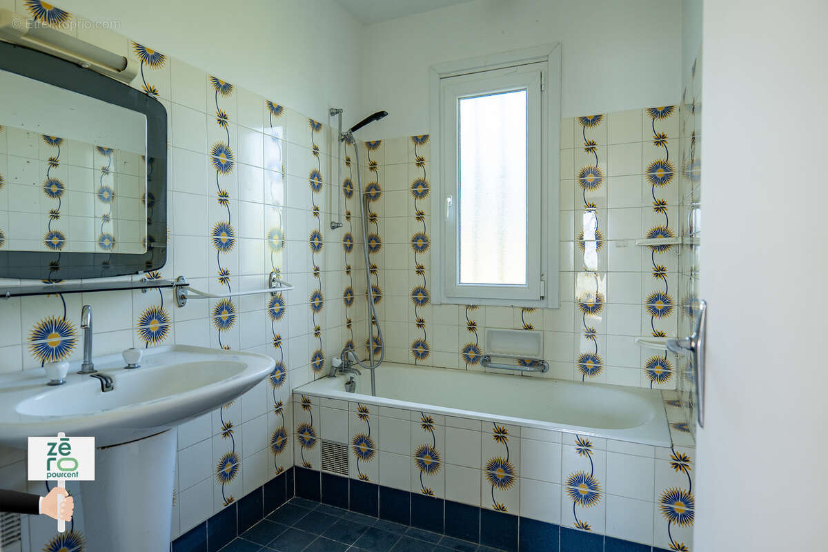 Maison avec belle opportunité à Angles de 78m2 - photo 15