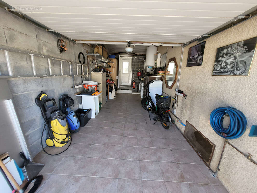 Fleury d'Aude Villa de type III de plain pied, SH 82 m2 avec garage de 19 m2 + un préau sur un terrain de 346 - photo 16