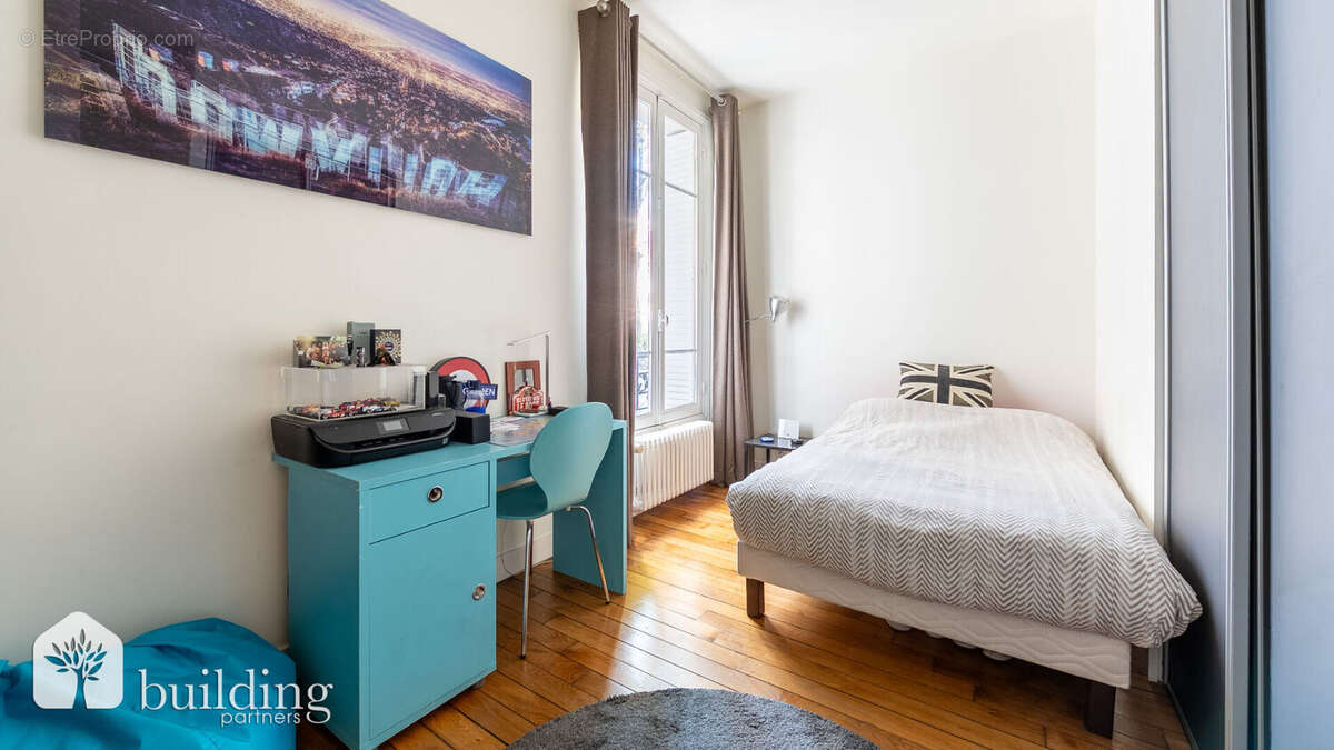 Appartement à NEUILLY-SUR-SEINE