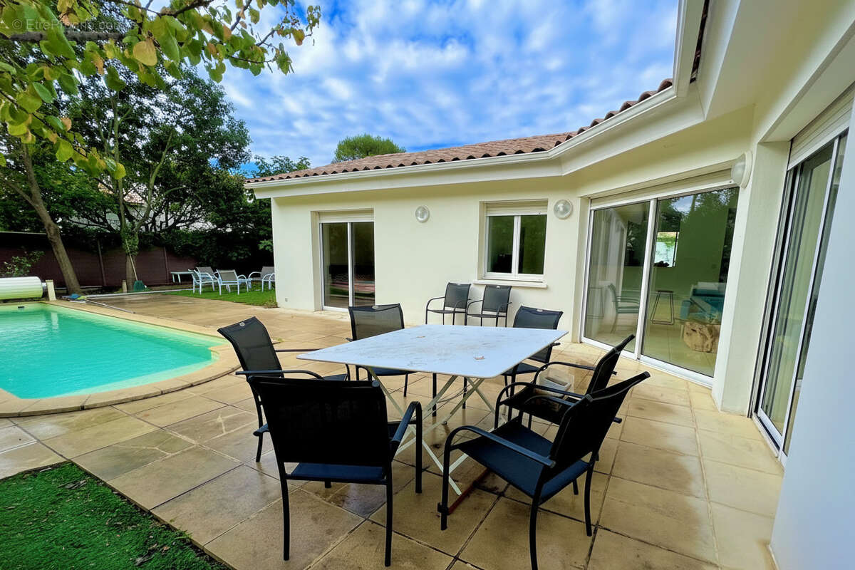 Maison à SAINT-GELY-DU-FESC