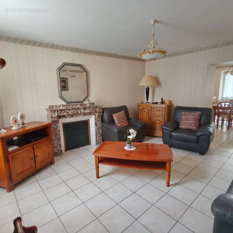 Maison à GARDIE