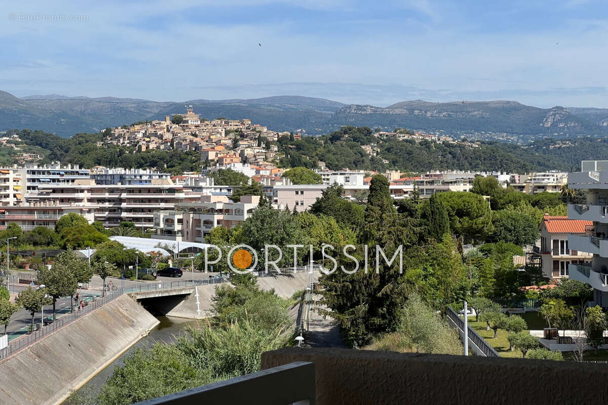 Appartement à CAGNES-SUR-MER