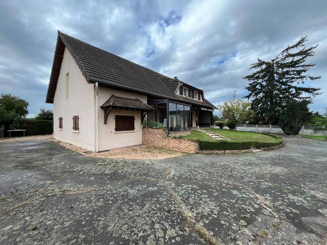 Maison à SIMANDRE