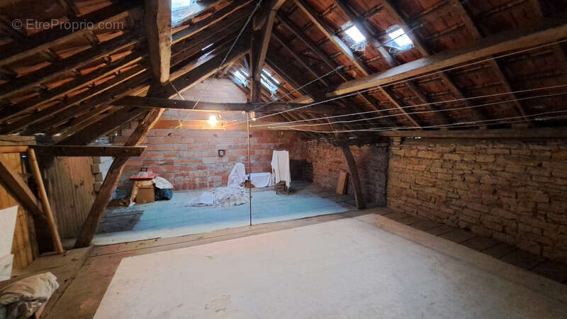 Appartement à GEVIGNEY-ET-MERCEY