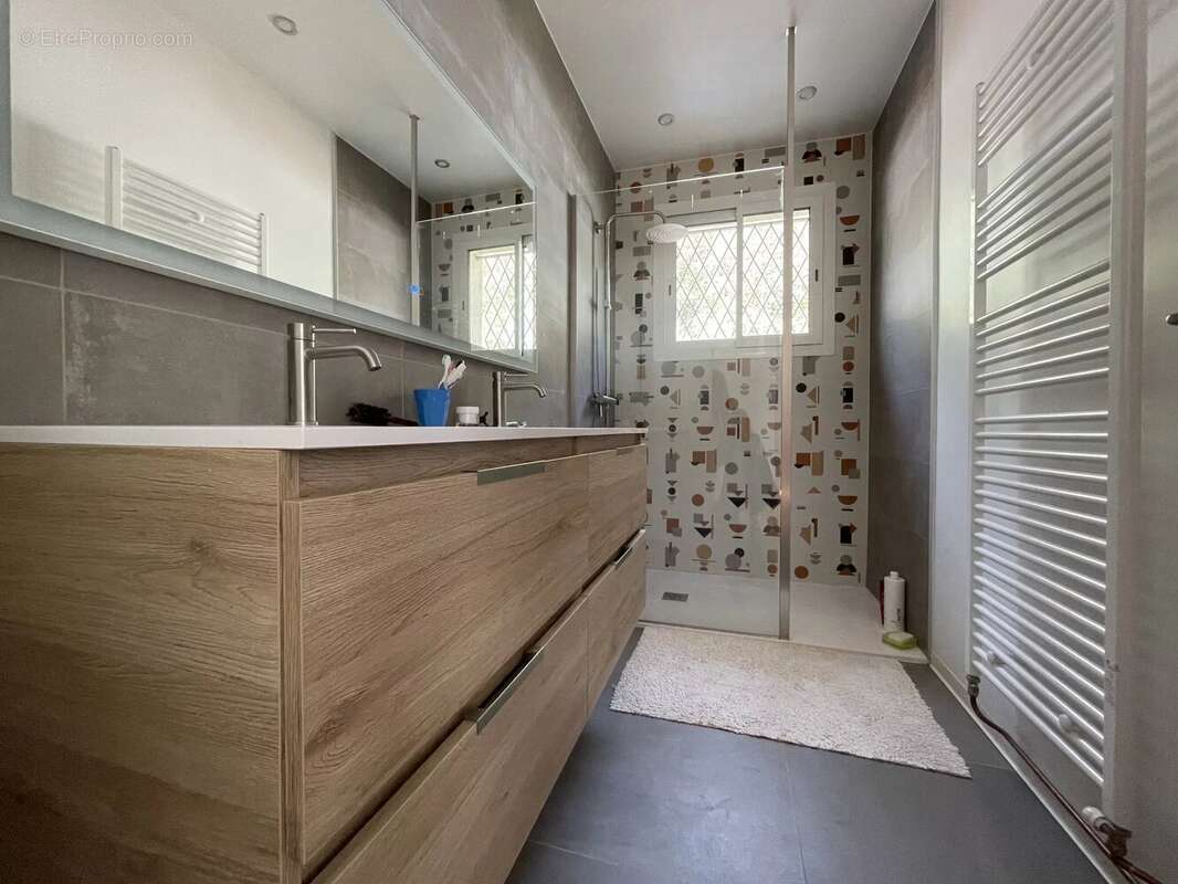 Maison à SAINT-GENIES-BELLEVUE