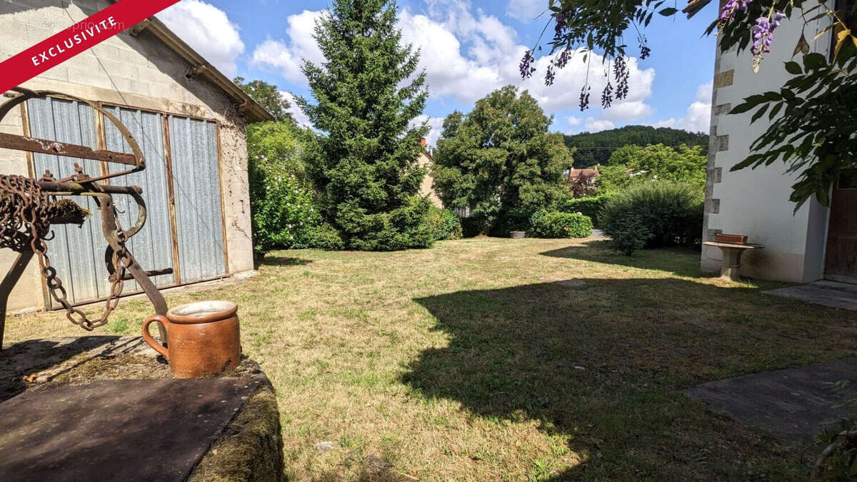 Maison à CHATEAU-GARNIER