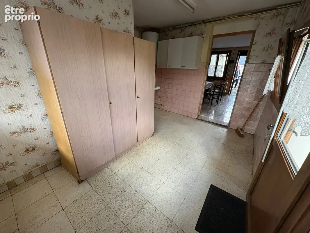 Ensemble immobilier de deux maisons à TULLY / 118500 euros - photo 14