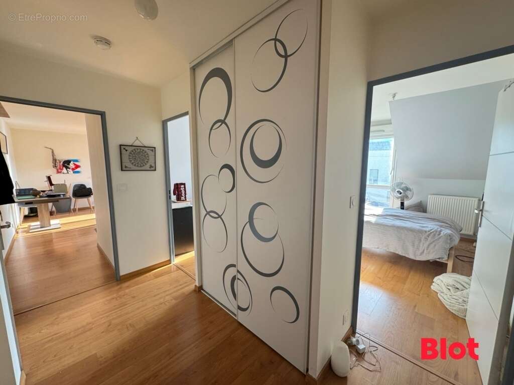 Appartement à SAINT-ERBLON