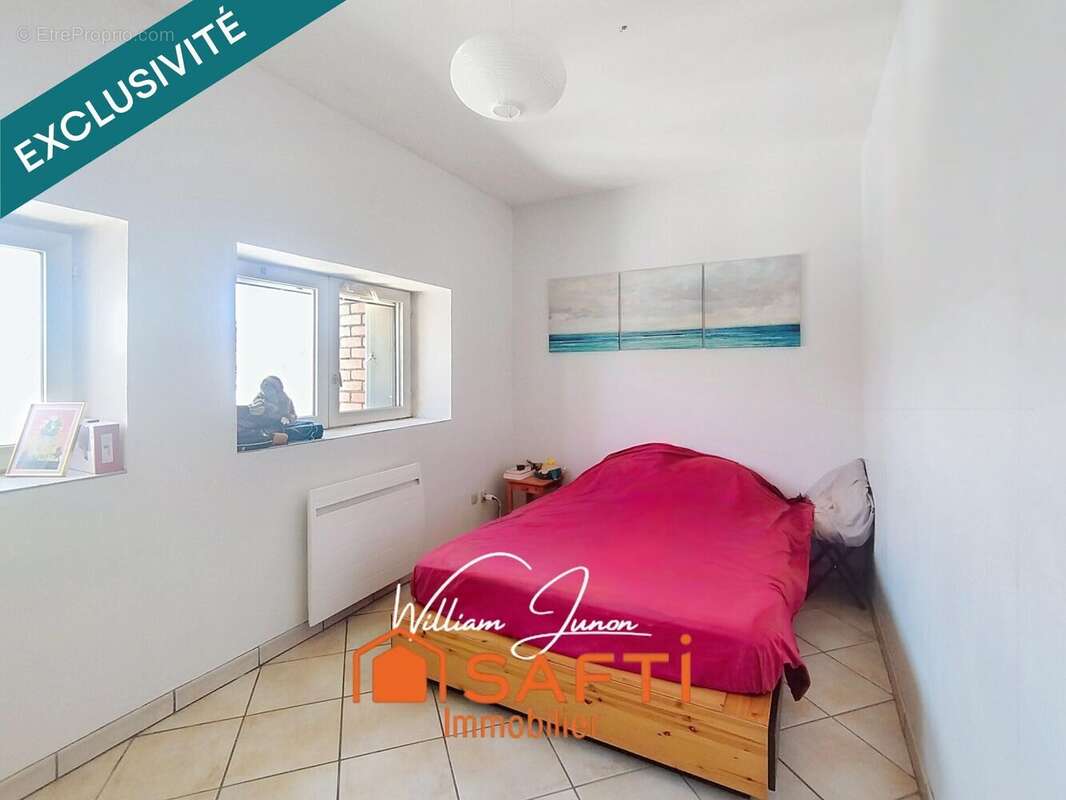 Appartement 75 m² à Saint-Etienne  - photo 4